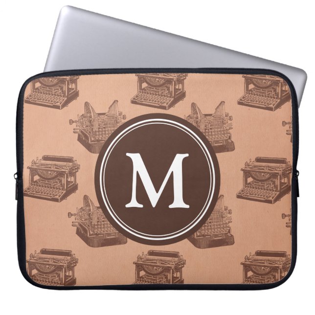 Gepersonaliseerde Monogram  schrijfmachine met bru Laptop Sleeve (Voorkant)