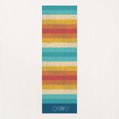Gepersonaliseerde Monogrammed Kleurrijke Gestreept Yogamat (Voorkant)