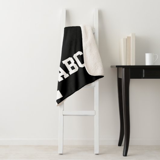 Gepersonaliseerde Monogrammed Racing Flag Sport Th Sherpa Deken (In situ)