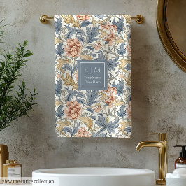 Gepersonaliseerde Morris Style Art Nouveau Floral Bad Handdoek