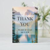 Gepersonaliseerde Mountain Lake bruiloft dank u ka Bedankkaart (Staand voorkant)