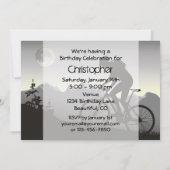 Gepersonaliseerde Mountainbiker en Moon Verjaardag Kaart (Achterkant)