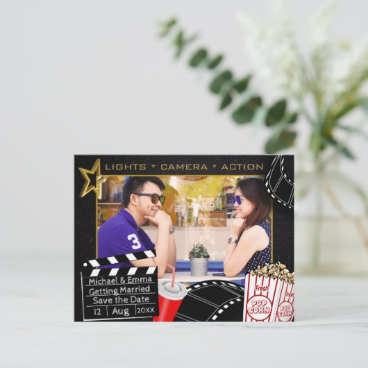 Gepersonaliseerde Movie Star Sla de datum op Aankondigingskaart (Staand voorkant)