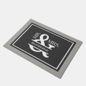 Gepersonaliseerde Mr & Mrs Gray Welkom Deurmat (Schuin)