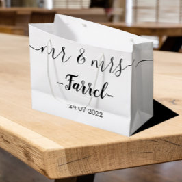 Gepersonaliseerde Mr & Mrs Wedding Day Large Gift  Groot Cadeauzakje