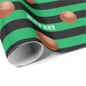 Gepersonaliseerde Naam Basketbal Groen en Zwart Cadeaupapier (Rol Hoek)