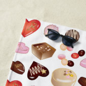 Gepersonaliseerde naam Chocolade Snoep Hart Patroo Strandlaken (In situ)