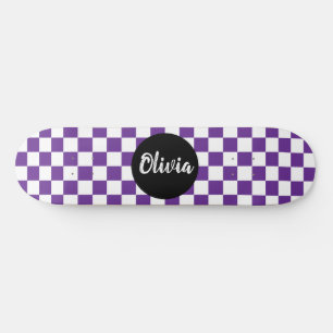 Gepersonaliseerde naam dambordpatroon paarse persoonlijk skateboard