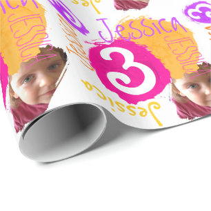 Gepersonaliseerde naam foto 3e verjaardag verf wra cadeaupapier
