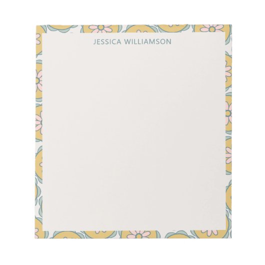 Gepersonaliseerde naam Geel Bloemen Pastelrand Notitieblok (Voorkant)