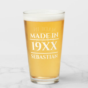 Gepersonaliseerde naam gemaakt in jaar glas