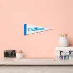Gepersonaliseerde naam Gift Baby shower Neutral ki Wimpel Vlag<br><div class="desc">Gepersonaliseerde naam Gift Baby shower Neutral Nursery Pennant Flag</div>