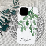 Gepersonaliseerde naam Kerstmis Mistletoe Case-Mate iPhone 14 Hoesje<br><div class="desc">Deze kersttelefoonbehuizing is versierd met waterverf groene maretak en witte bessen. Eenvoudig aan te passen met jouw naam of monogram. Gebruik het Hulpmiddel van het Ontwerp om de tekstgrootte, de stijl, of de kleur te veranderen. Als we ons kunstwerk creëer, vind je dit exacte afbeelding niet van andere ontwerpers. Oorspronkelijke...</div>