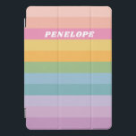 Gepersonaliseerde naam Kleurrijke heldere pastelst iPad Pro Cover<br><div class="desc">Deze stijlvolle iPad-draagtas is uitgerust met een grillig design van eenvoudige strepen in een helder snoep regenboogpalet. Pas het aan met jouw naam. Geweldig cadeauidee!</div>