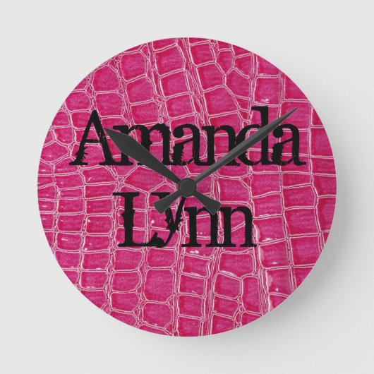 Gepersonaliseerde Naam Klok Hot Pink Crocodile (Voorkant)