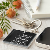 Gepersonaliseerde Naam Kwaliteiten van Grote Vrouw Sleutelhanger (Voorkant Rechts)