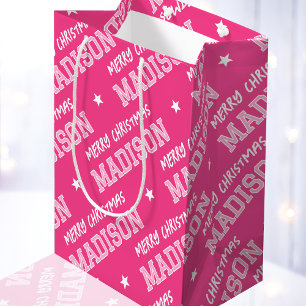 Gepersonaliseerde naam Merry Christmas Pink Medium Cadeauzakje