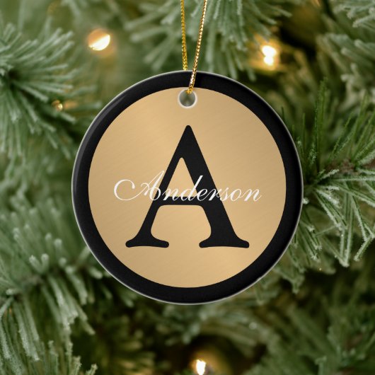 Gepersonaliseerde naam Monogram Gold Metallic Butt Keramisch Ornament (Boom)