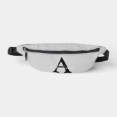 Gepersonaliseerde Naam Monogram Zilveren Achtergro Heuptasje (Voorkant)