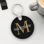 Gepersonaliseerde naam Monogram zwart Sleutelhanger<br><div class="desc">Creëer uw eigen gepersonaliseerde zwarte ronde sleutelhanger met uw aangepaste naam en monogram.</div>