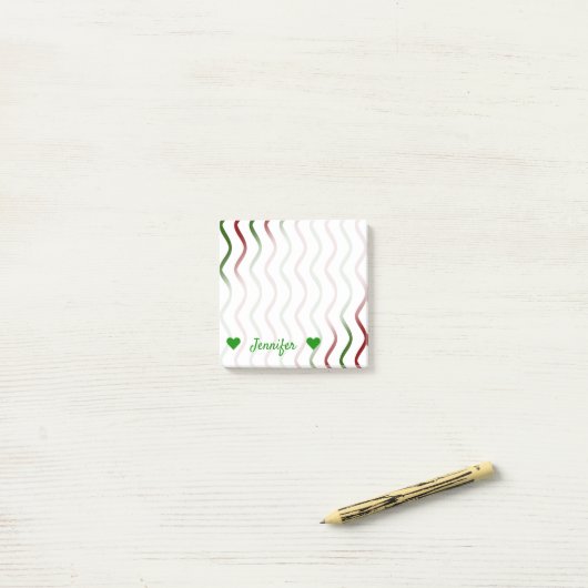 Gepersonaliseerde naam + Patroon rode en groene Wa Post-it® Notes (Op bureau)