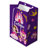 Gepersonaliseerde naam Prinses Kasteel Verjaardags Medium Cadeauzakje (Voorkant Gekanteld)