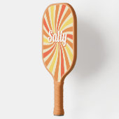 Gepersonaliseerde naam Retro gebogen regenboog Pickleball Paddle (Links)