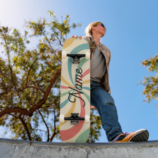 Gepersonaliseerde naam Retro Stripes Typografie Persoonlijk Skateboard
