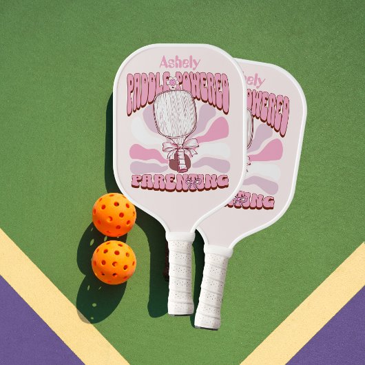 Gepersonaliseerde naam Roze Groovy Retro Mom Pickleball Paddle