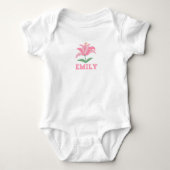 Gepersonaliseerde naam roze lelie bloem baby bodys romper (Voorkant)