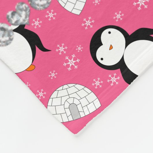Gepersonaliseerde naam roze pinguïns gooit sneeuwv fleece deken (Hoek)
