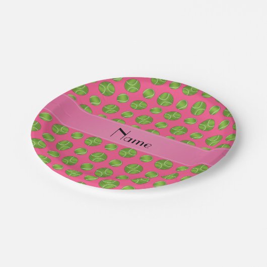 Gepersonaliseerde naam roze tennisballen patroon papieren bordje (Gekanteld)