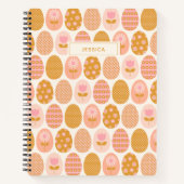 Gepersonaliseerde naam Speelse Pasen Bloemen Ei Pa Notitieboek (Voorkant)