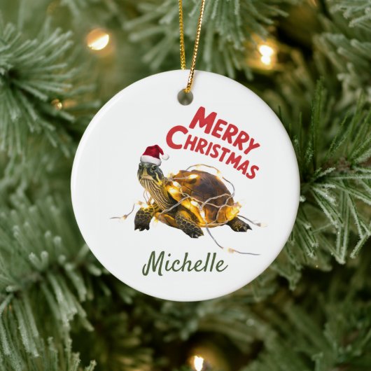 Gepersonaliseerde naam Vrolijke Kerstschildpad in Keramisch Ornament (Boom)