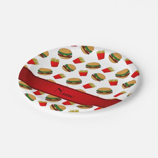 Gepersonaliseerde naam witte hamburgers friet papieren bordje (Gekanteld)