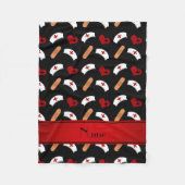 Gepersonaliseerde naam zwart verpleegpatroon fleece deken (Voorkant)