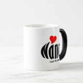 Gepersonaliseerde "Nancy" in zwart-wit, rood hart Magische Mok (Voorkant rechts)