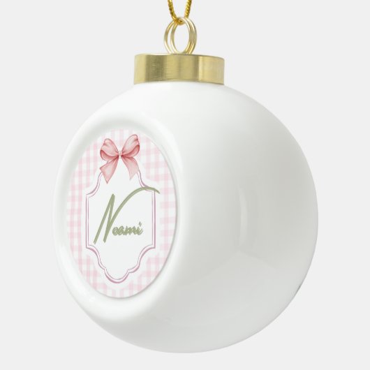Gepersonaliseerde Naomi Baby Girl Nursery Bow & Gi Keramische Bal Ornament (Rechts)