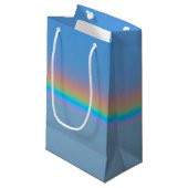 Gepersonaliseerde natuurlijke regenboog klein cadeauzakje (Voorkant Gekanteld)