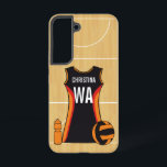Gepersonaliseerde netball smartphone hoesje samsung galaxy hoesje<br><div class="desc">Wij kunnen dit unieke gepersonaliseerde netbalontwerp in om het even welke kleurencombinatie creëer, enkel ons via de vraag de ontwerperverbinding hieronder contacteren. Het ontwerp is voorzien van een netball-uniform in zwart rood en oranje met een volledig aanpasbare naam en netball-positie. Het is ook voorzien van een kleurcoördinerende netball- en sportwaterfles....</div>