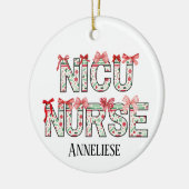 Gepersonaliseerde NICU Verpleegster Kerst Coquette Keramisch Ornament (Links)