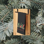 Gepersonaliseerde Noel Red & Green Christmas Theedoek<br><div class="desc">Noel Kerst Keukenhanddoek. Gepersonaliseerd.</div>