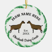 Gepersonaliseerde Oberhasli Dairy Goat Pine Wreath Keramisch Ornament (Voorkant)