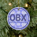 Gepersonaliseerde OBX Buitenbanken Paarse Kerstmis Keramisch Ornament<br><div class="desc">Gepersonaliseerde OBX buitenbanken NC kerstversiering. *</div>