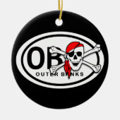 Gepersonaliseerde OBX Skull en Crossbones Pirate Keramisch Ornament (Voorkant)