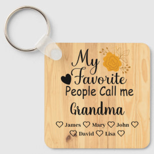 Gepersonaliseerde oma met namen van de kleinkinder sleutelhanger
