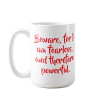 Gepersonaliseerde onverschrokken vrouw citeert mod