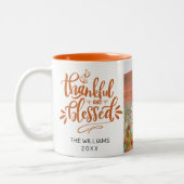 Gepersonaliseerde Oranje foto van Thankful en Bles Tweekleurige Koffiemok (Links)