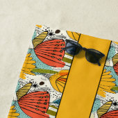 Gepersonaliseerde overvloedige rode en gouden bloe strandlaken (In situ)