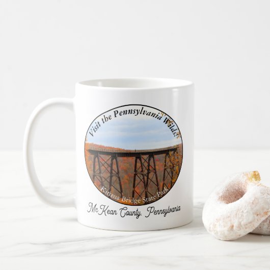 Gepersonaliseerde PA Wilds Souvenir Kinzua Bridge Koffiemok (Met donut)